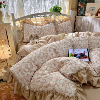 Комплект белья Soft Relief креп-жатка 1,5-сп (нав. 50х70 2шт.) KSR-15-04 Цветочный бриз