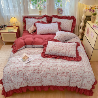 Комплект белья Soft Relief креп-жатка 1,5-сп (нав. 50х70 2шт.) KSR-15-02 Клубника