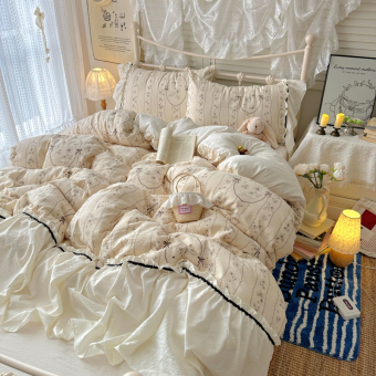 Комплект белья Мильфей креп-жатка Евро пр/рез 180х200х25 (нав. 50х70 2шт.) KM-ER-105 Елисейские поля