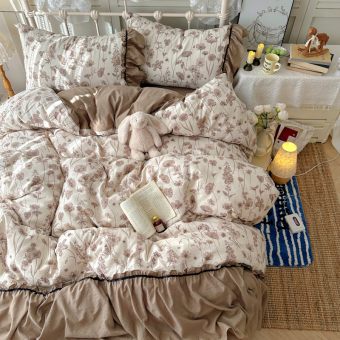 Комплект белья Мильфей креп-жатка Евро пр/рез 180х200х25 (нав. 50х70 2шт.) KM-ER-101 Какао